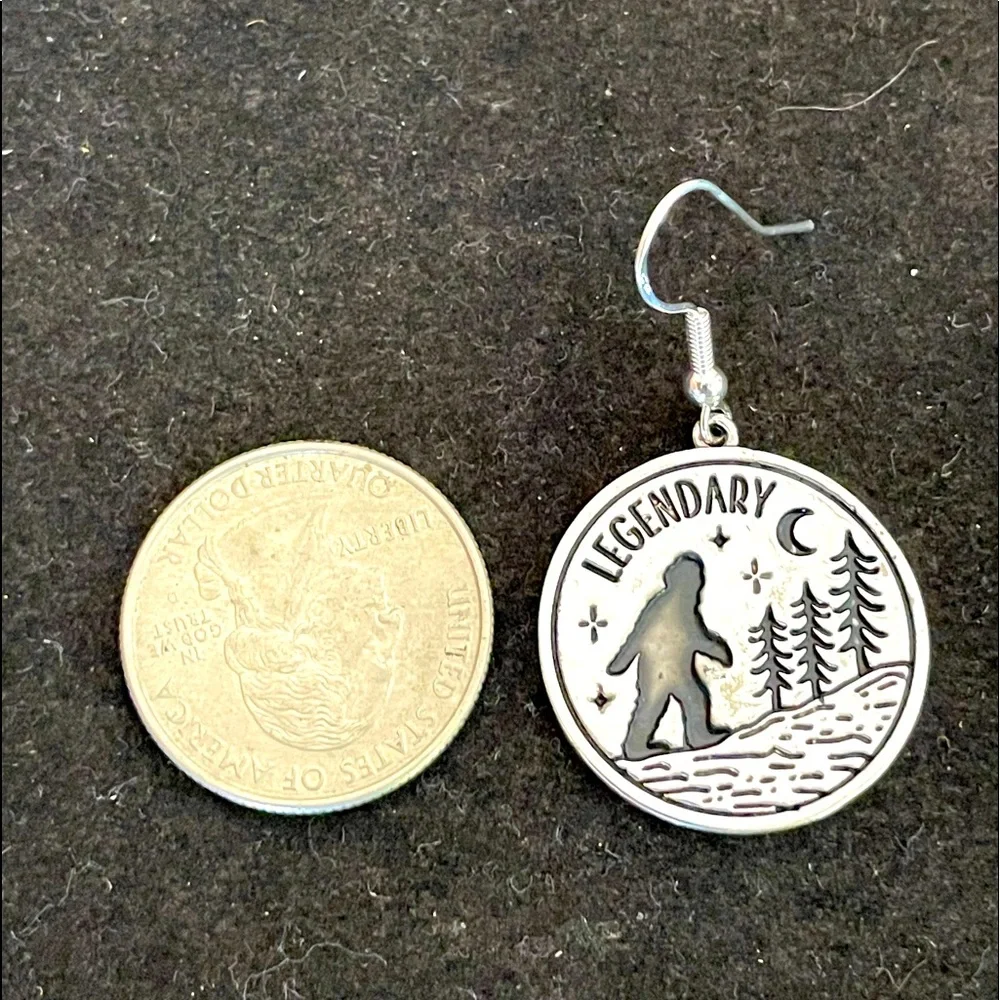 Bigfoot Earrings - Picture 4 of 6